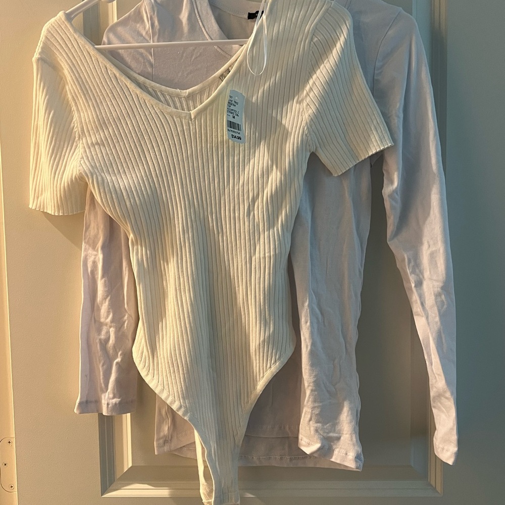 Elegant Ribbed Bodysuit and long sleeve